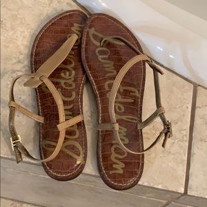 Sam Edelman Gigi Thong Sandals Cream Patent size 8